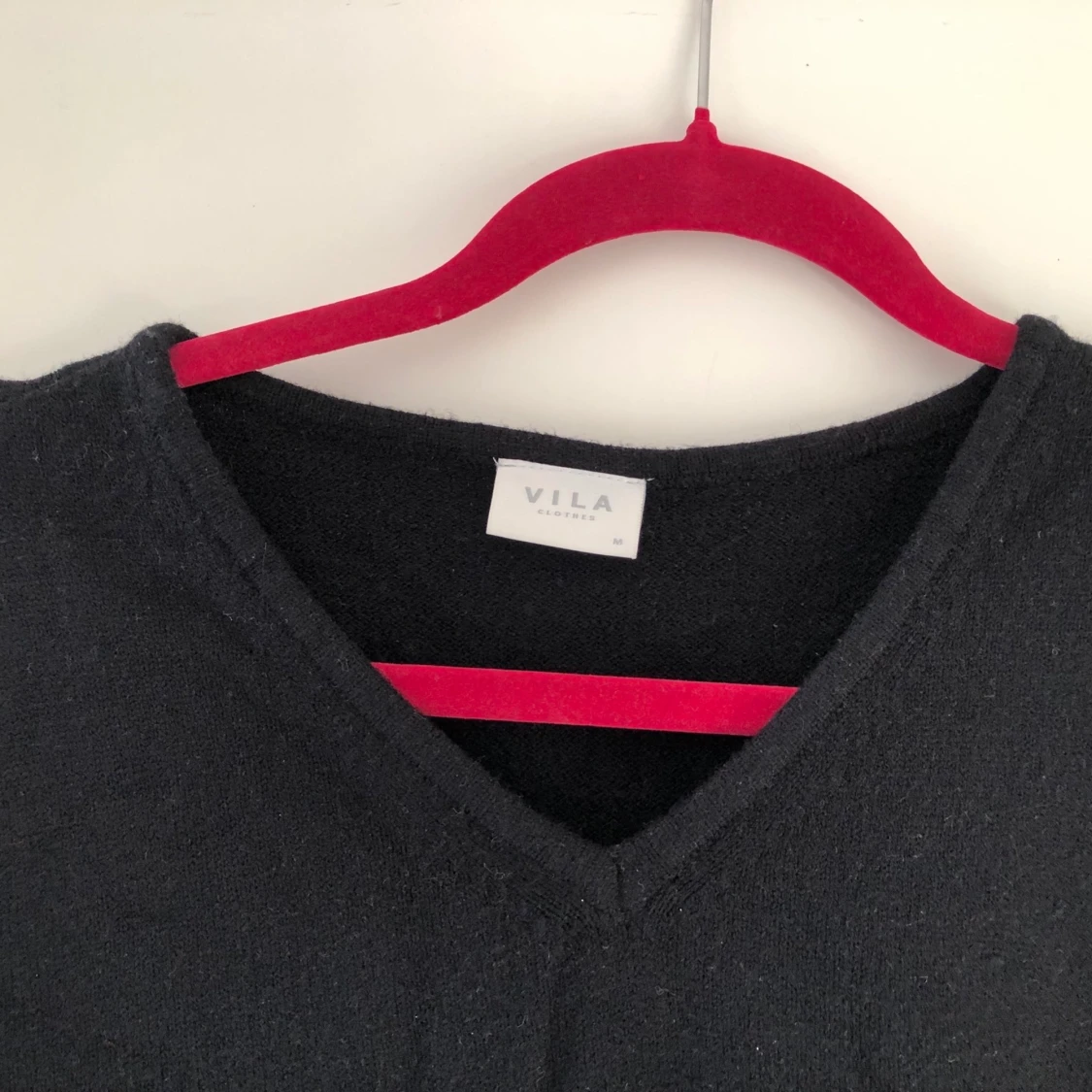 V-ringad stickad tröja från Vila - 91