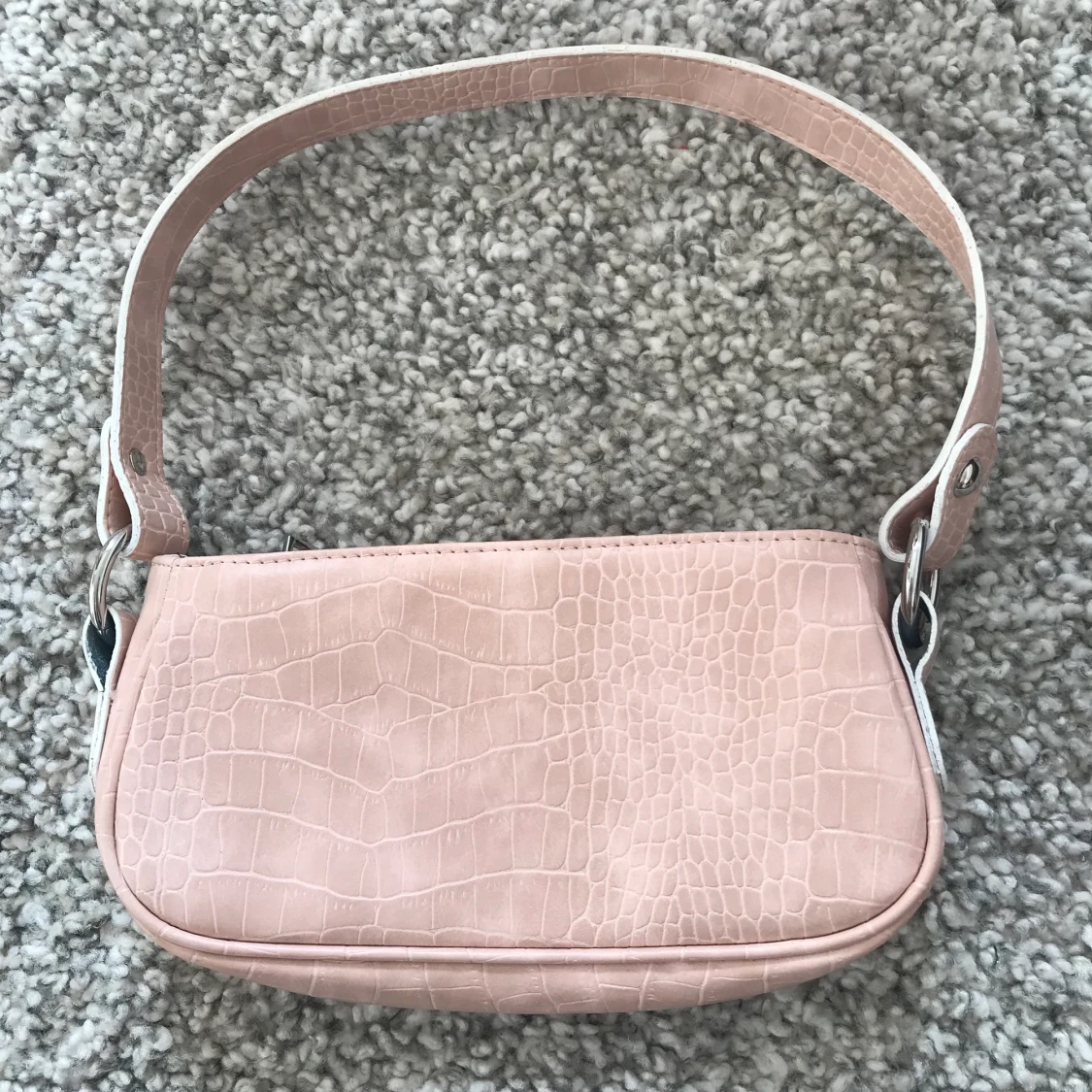 Ljusrosa Handväska  - 91