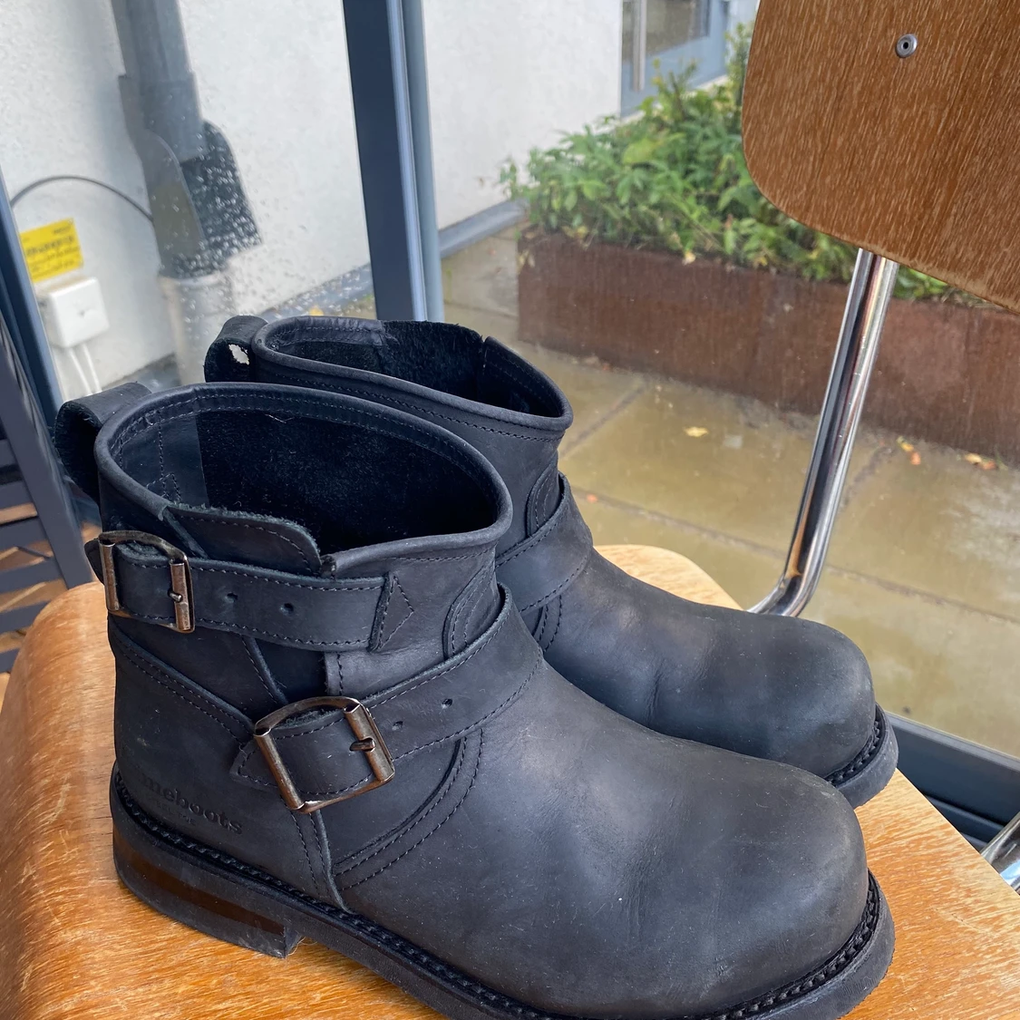 Primeboots kängor storlek 37 svarta