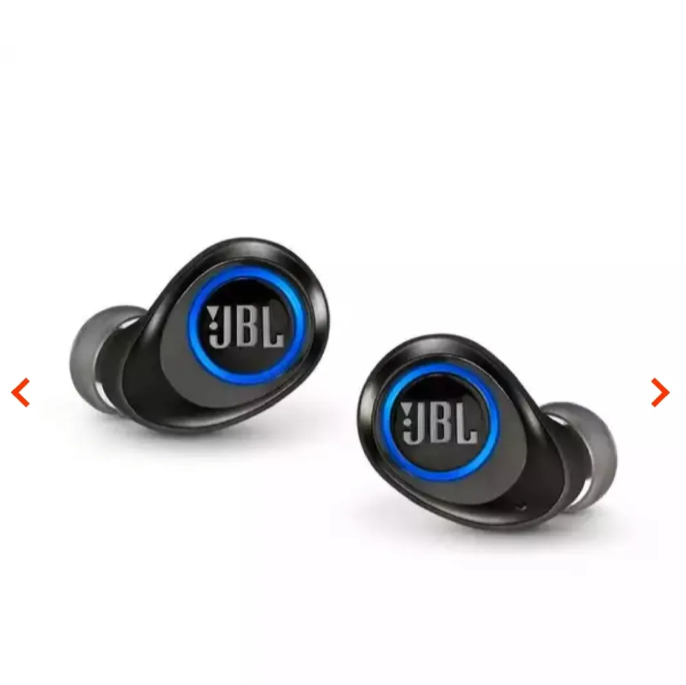 JBL free X, trådlösa hörlurar. Köpta för 1.300kr på JBL hemsida. Pris diskuteras. Övrigt.