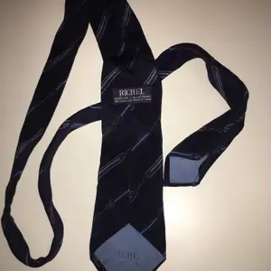 RICHEL de luxe hand made slips i 100 %siden.ren och i toppskick 