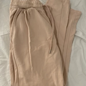 Mjukisbyxor - Gammalrosa mjukis, sparsamt använda