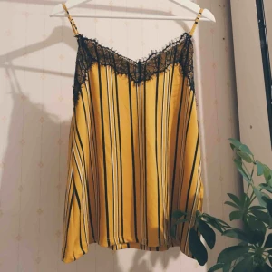  - Fint linne i storlek M