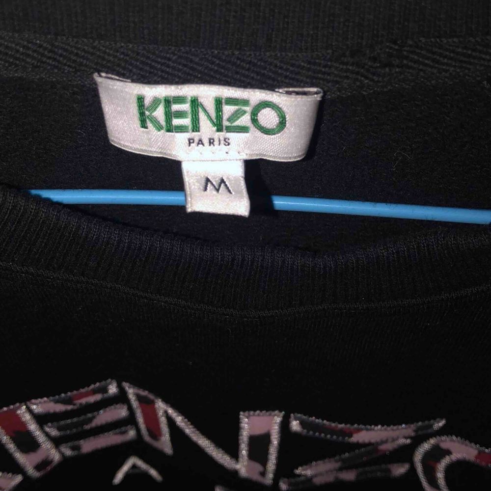 Super snygg och bekväm Kenzo Paris tröja. Använd Max 10 ggr!. Tröjor & Koftor.