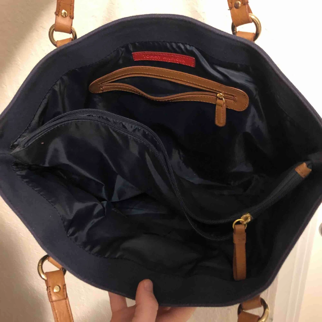 Tommy Hilfiger väska - 91