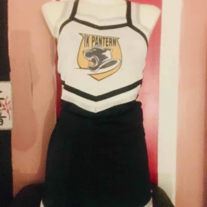  - Cheeaeleading suit custome made med Ik pantern tryck Oanvänd  