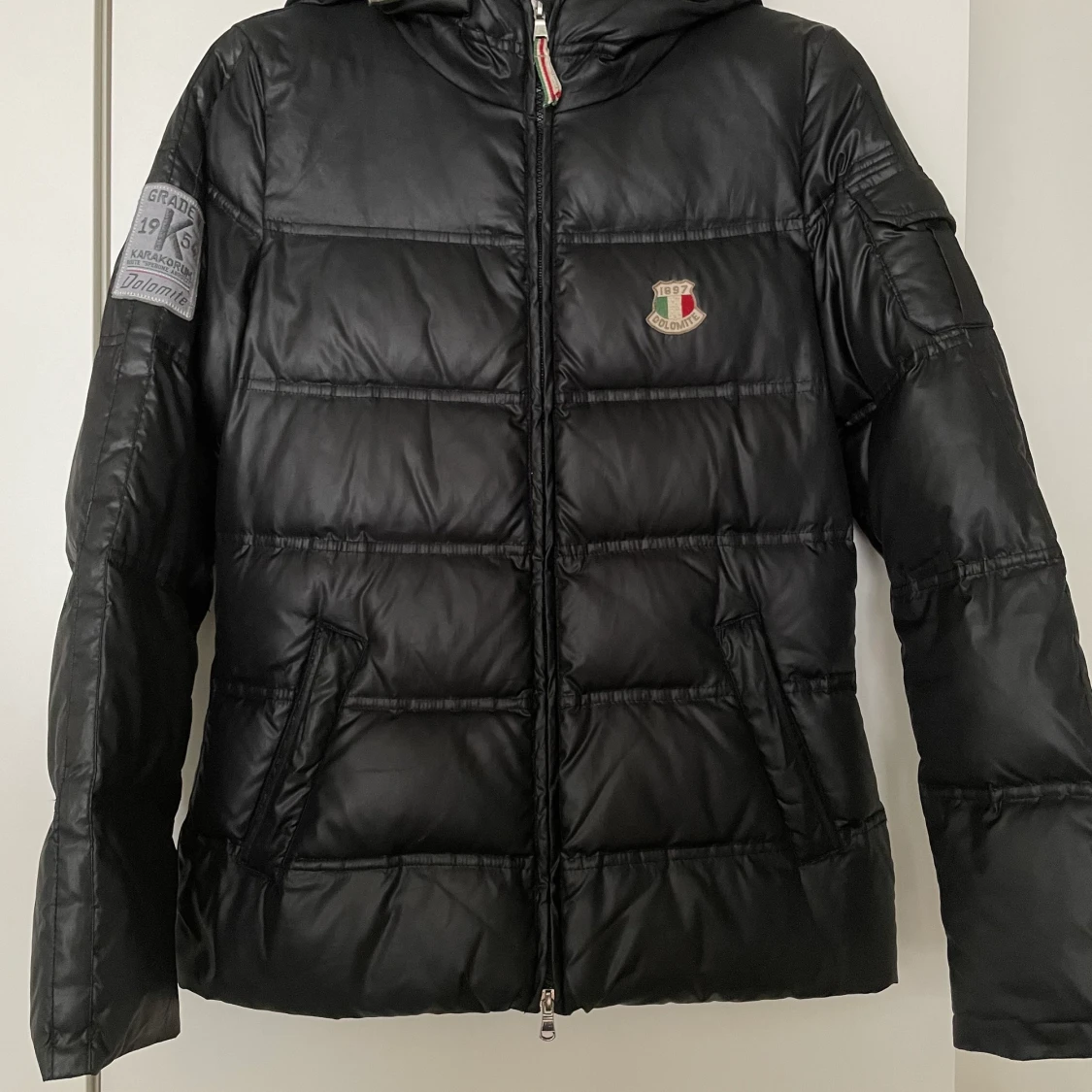 Marinblå Dolomite Dunjacka