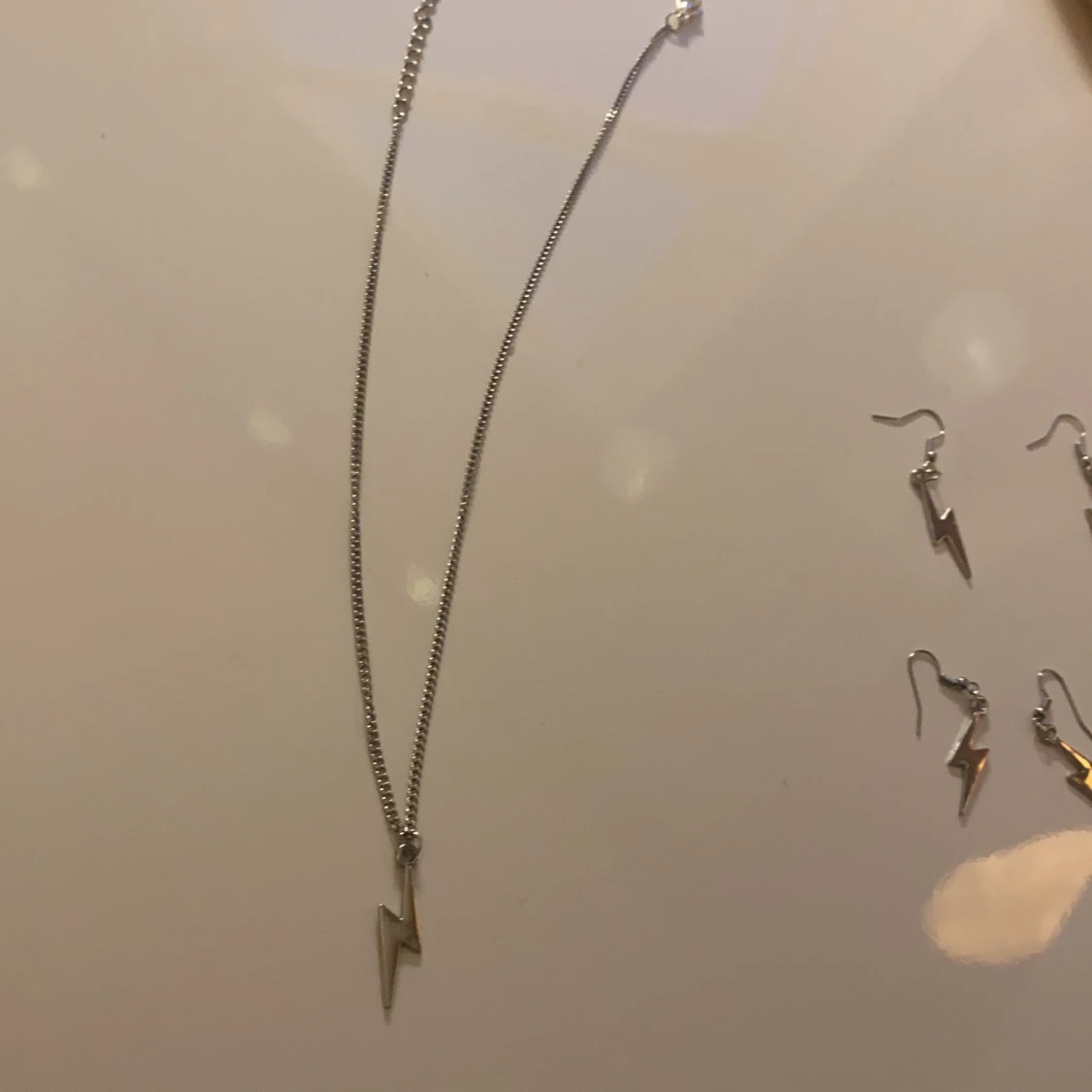 Silver smycken, blixtrar⚡️ - 90