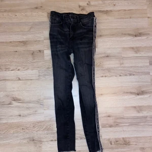 Jeans  - Fint skick 