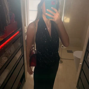 Fest topp - Riktigt fet tröja! Använd 1 gång så jätte bra skick!