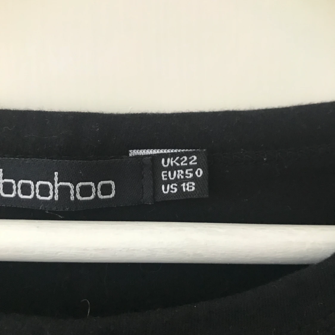 Kortare t-shirt med tryck - 90