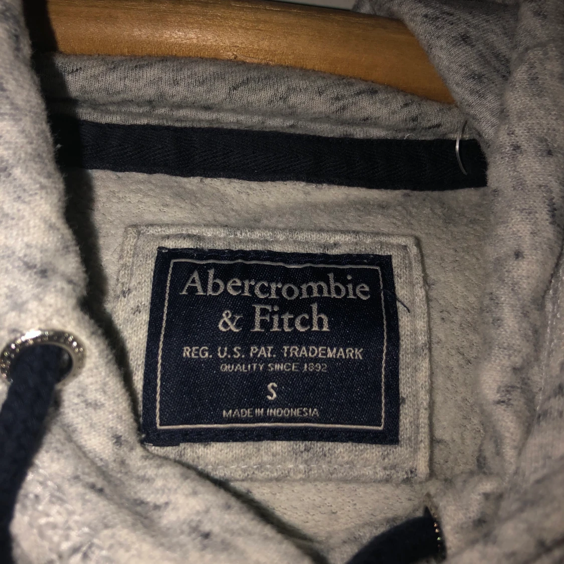 Abercombie hoodie - 90