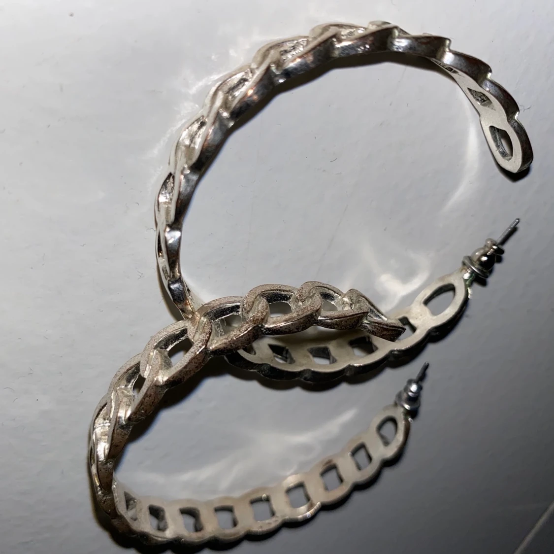 flätade hoop örhängen  - 90