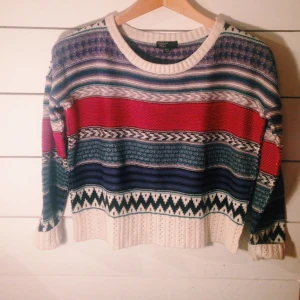  - Mysig stickad tröja