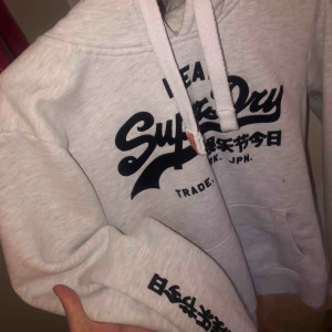  - Inte mycket använd! Köpt för 899. Storlek 44 men sitter som 40-42 