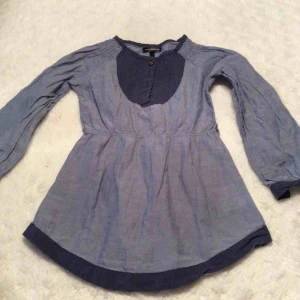  - Kapp Ahl klänning