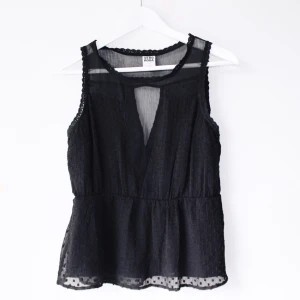  - Topp från VeroModa, i bra skick! 