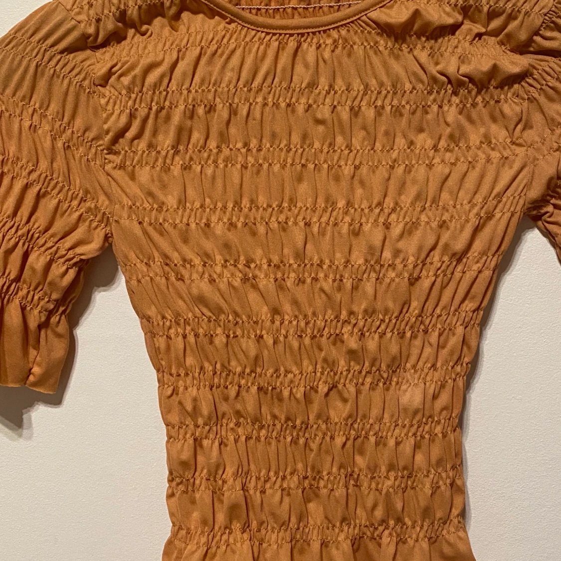 Åtsittande Tröja  - 91