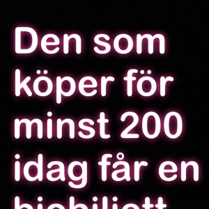  - Den som handlar av mig idag får en liten extra present på köpet! Så passa på! Sånna här erbjudanden av mig kommer ni nu får oftare 