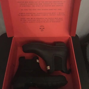  - Oanvända hunter låga svarta.  Storlek 40/41. Passa även 39.  