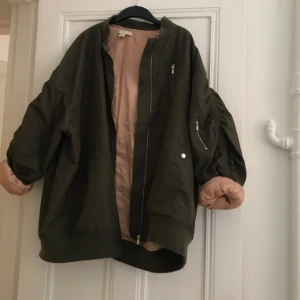  - Oversized H&M trend jacka