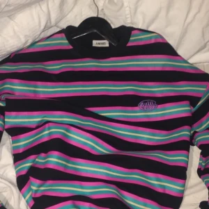 Mysig oversize tröja - Sprillans ny