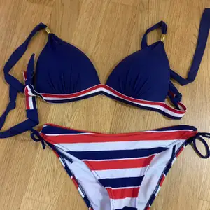 Bikini från Grekland, kjol från Zara och tröja från Bik bok. Allt för 150kr 