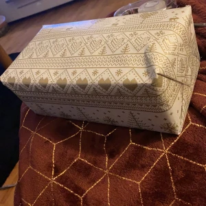 Mer utskick inför imprgon - Mer utskick inför imorgon innan 14:00 hos posten! Vissa saker är förhandlingsbara ✨✨✨