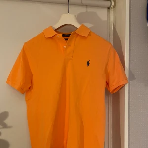 Ralph Lauren piké M  - Aoanvänd storlek M 