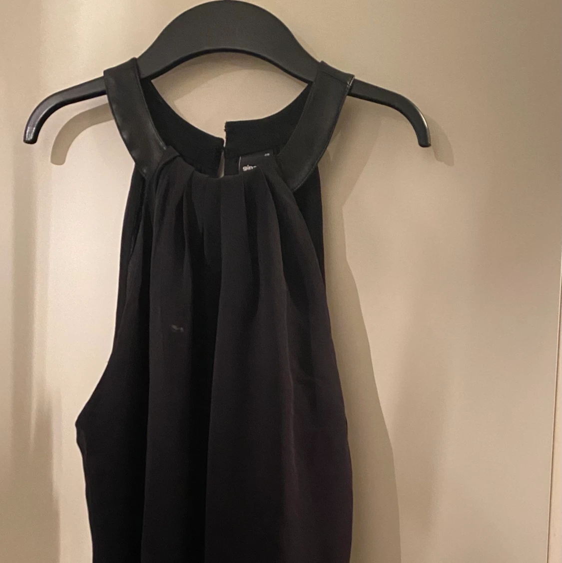 Svart klänning  - 90