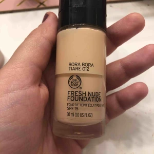  - använd endast 3-4 ggr. Bora bora tiare 012, Fräsch känsla på huden och täpper inte porer. Funkar på alla hudtyper. original pris 245kr