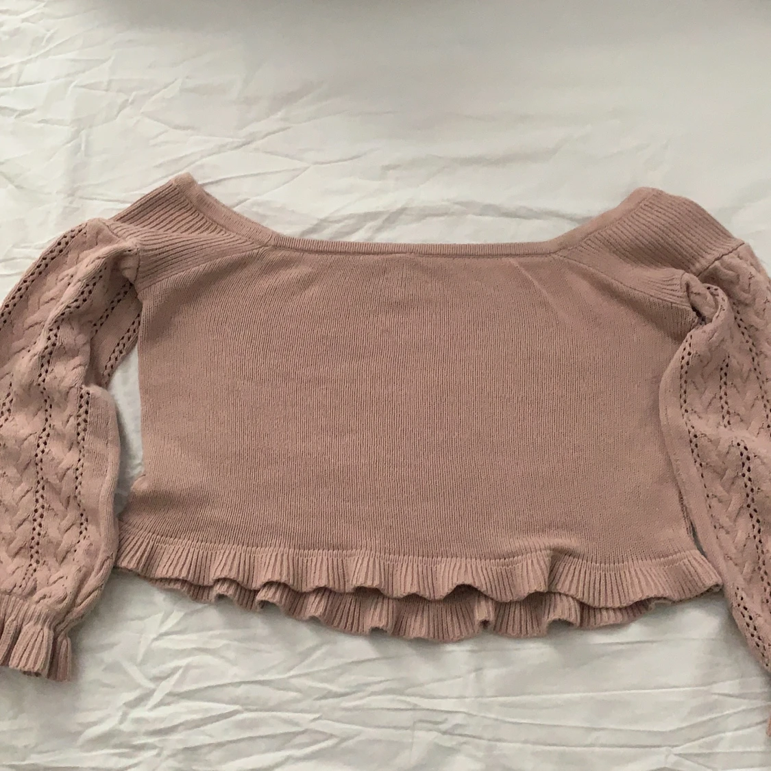 Off-shoulder tröja - 90