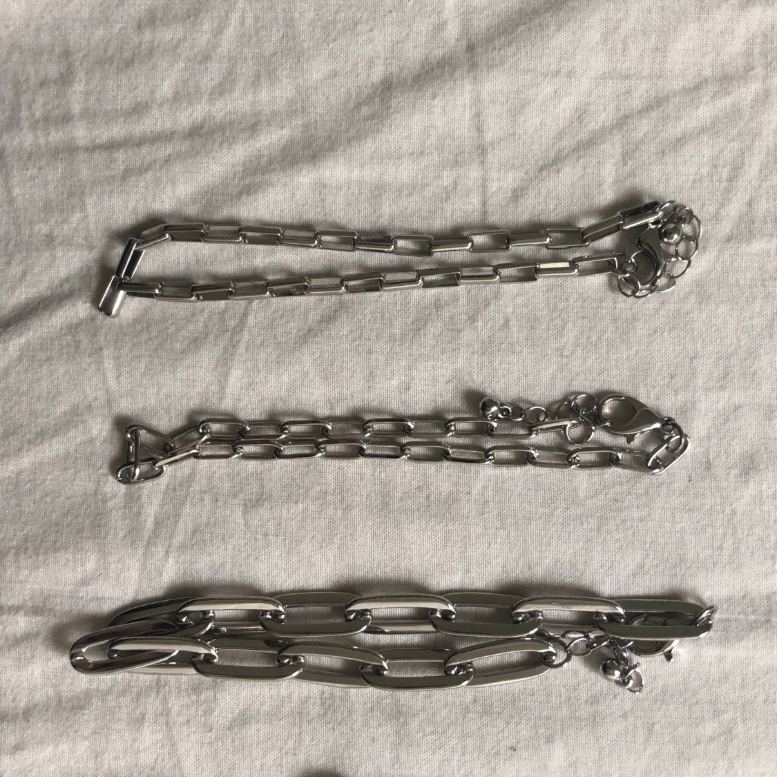 Silverfärgade armband 🖤 - 91