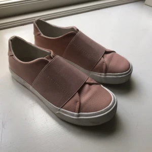  - Skor från New Look, knappt använda 🌸