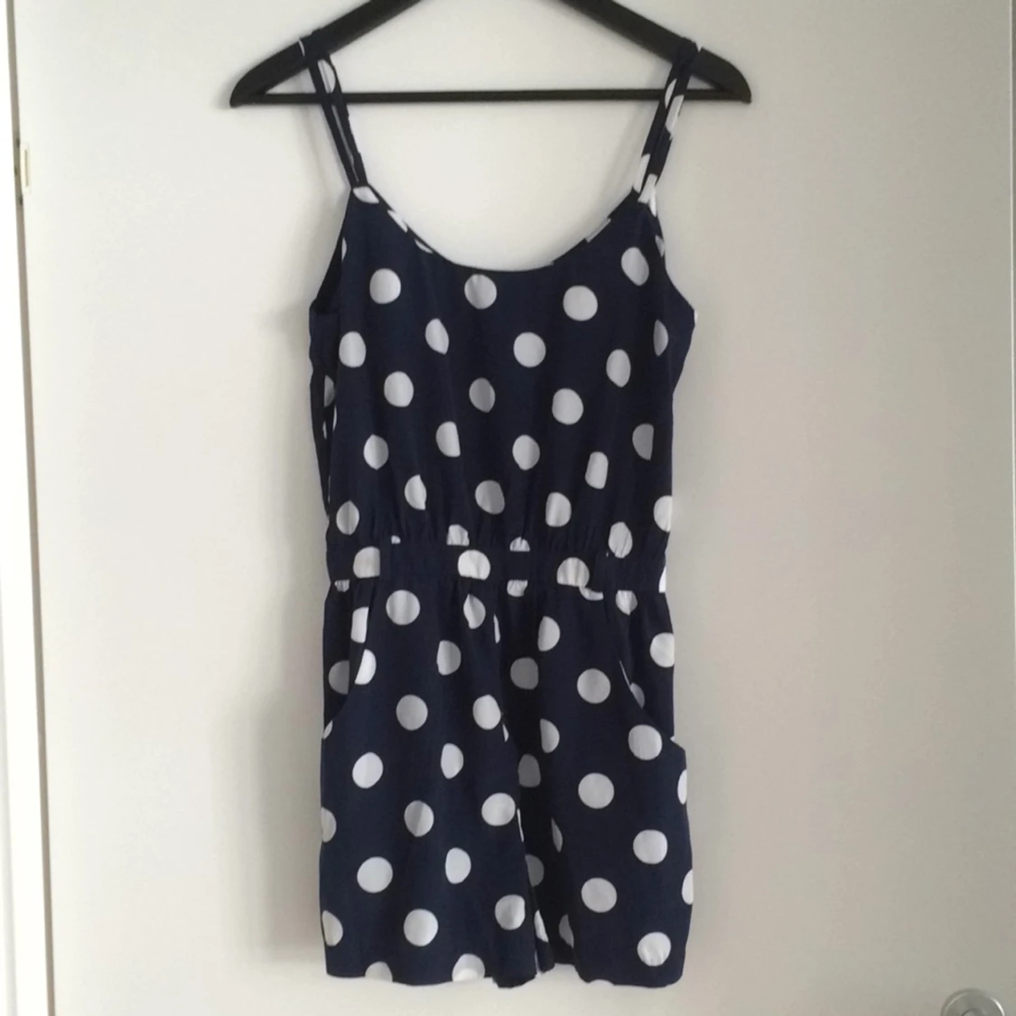 Prickig jumpsuit/playsuit - 1469438013