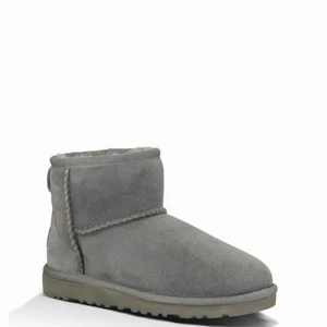  - Helt nya uggs ÄKTA såklart. Inte använda då det vart fel storlek