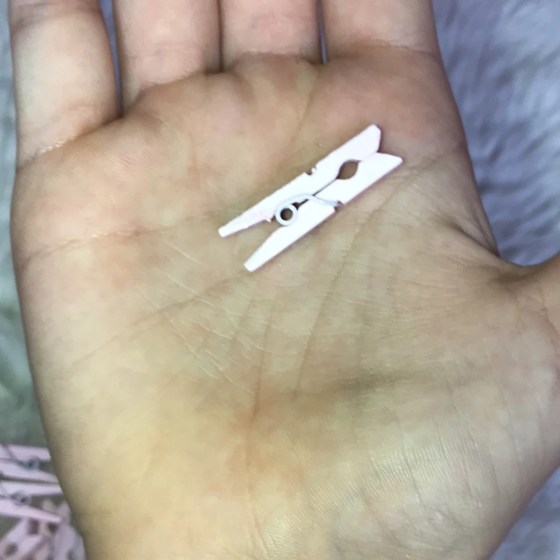 Rosa mini klädnypor - 90