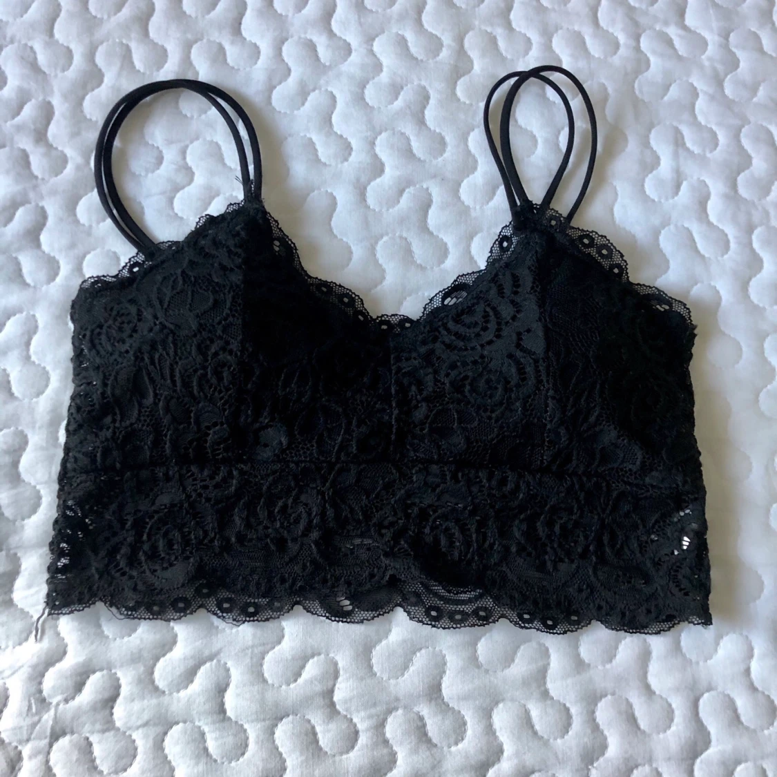 Svart mysigt Bralette  - 90