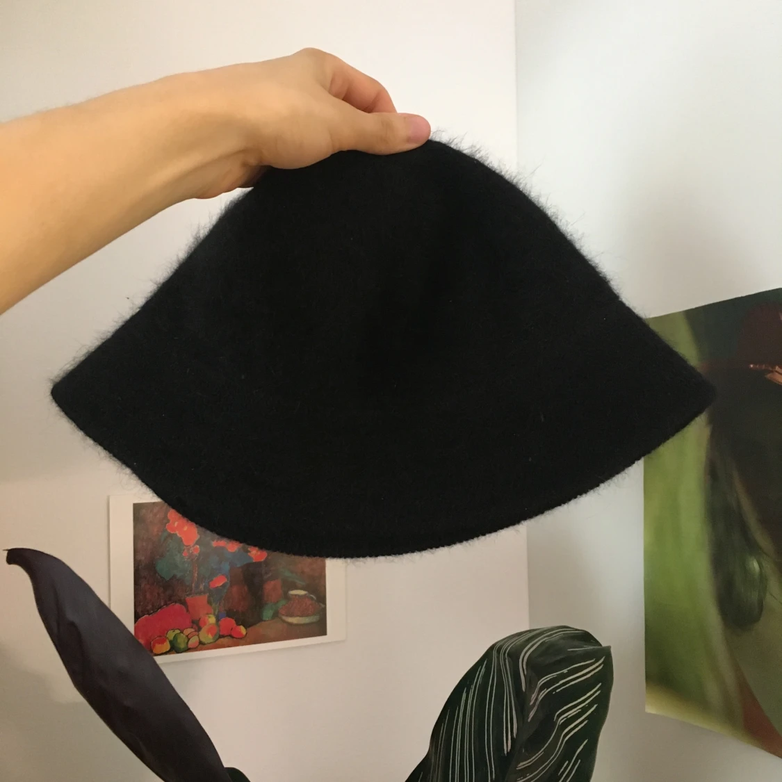 Mysig svart mössa/hatt! - 90