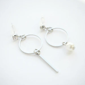  - nickelsäkra örhängen 