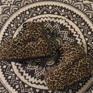  - Oanvända platåskor, ca 16cm platå