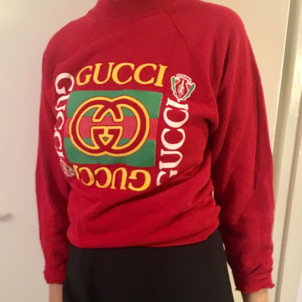 Gucci-kopia i klassisk stil. Huvtröjor & Träningströjor.