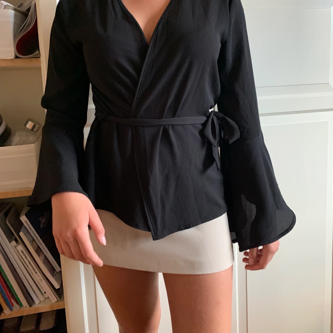 Svart ”festblus” från Boohoo. Inte använd storlek s/m - 90