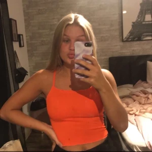 linne - orange linne med små volanger 