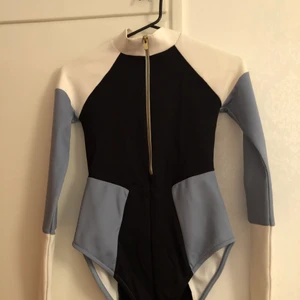 Cool body  - Body från ivyrevels kollektion våren 2016. Helt ren och använd bara en gång