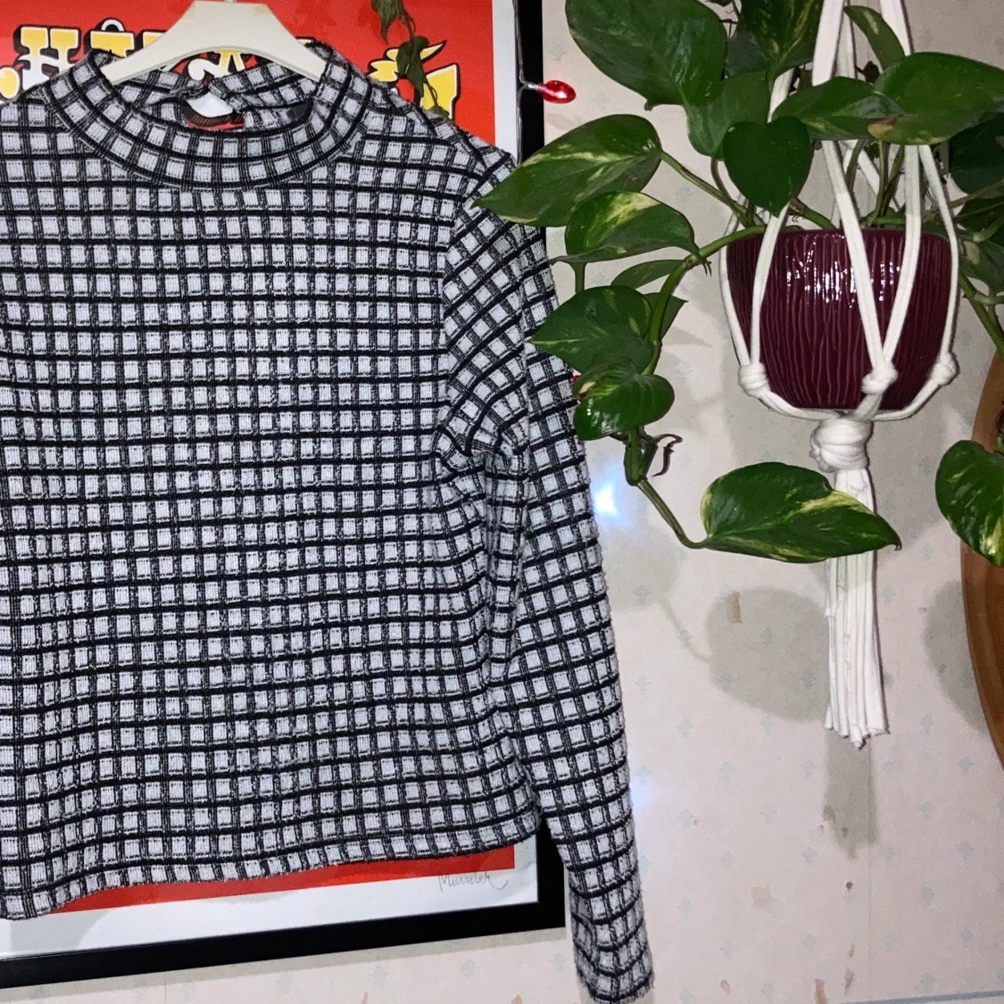 Rutig långärmad tröja 