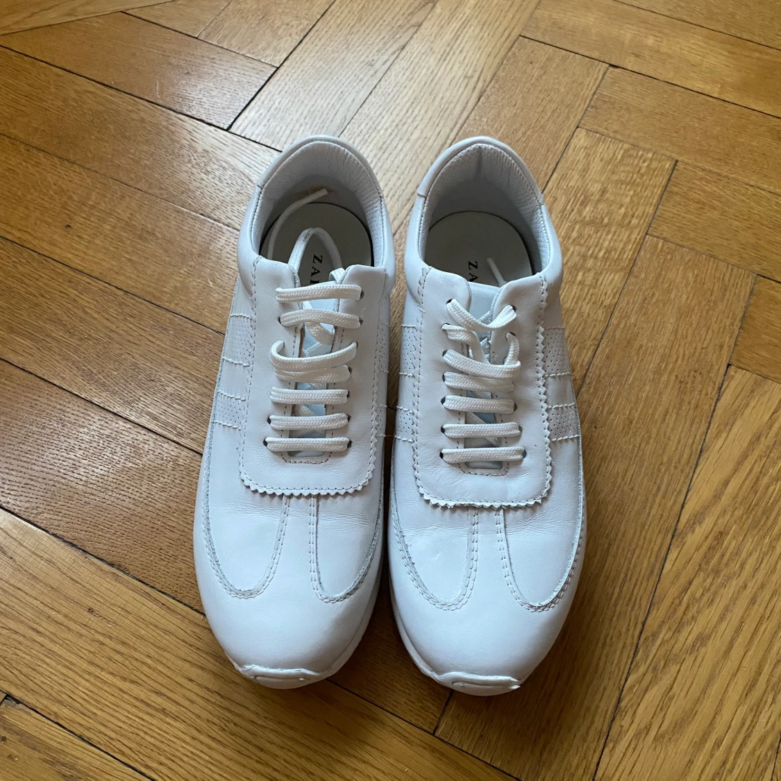 Zara white sneakers  - 91
