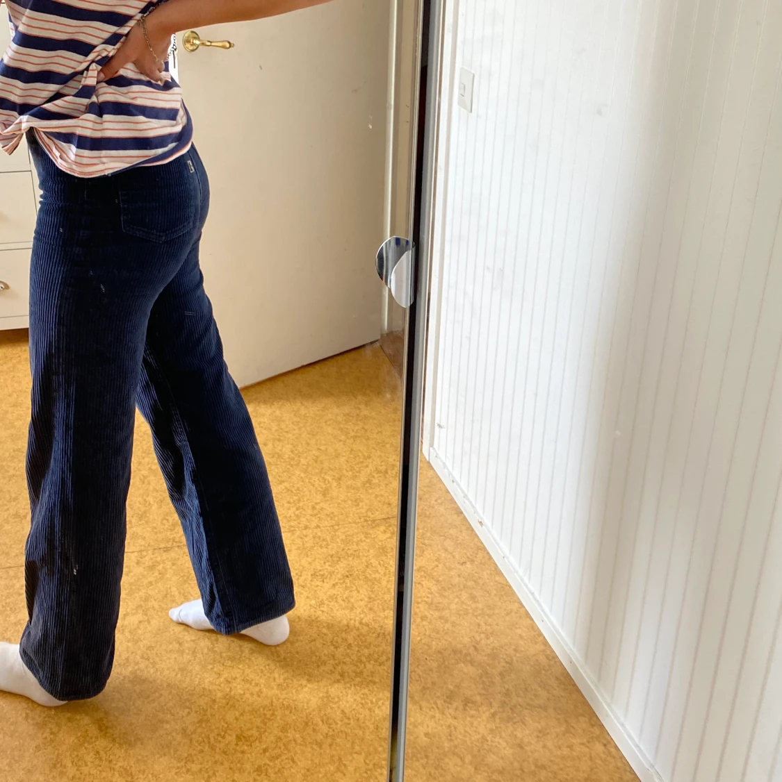 Mörkblåa Levis jeans Manchester  - 90