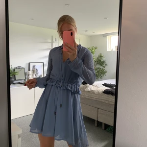 Sommarklänning - Superfin klänning som passar till alla tillfällen!!😍 Frakt tillkommer 