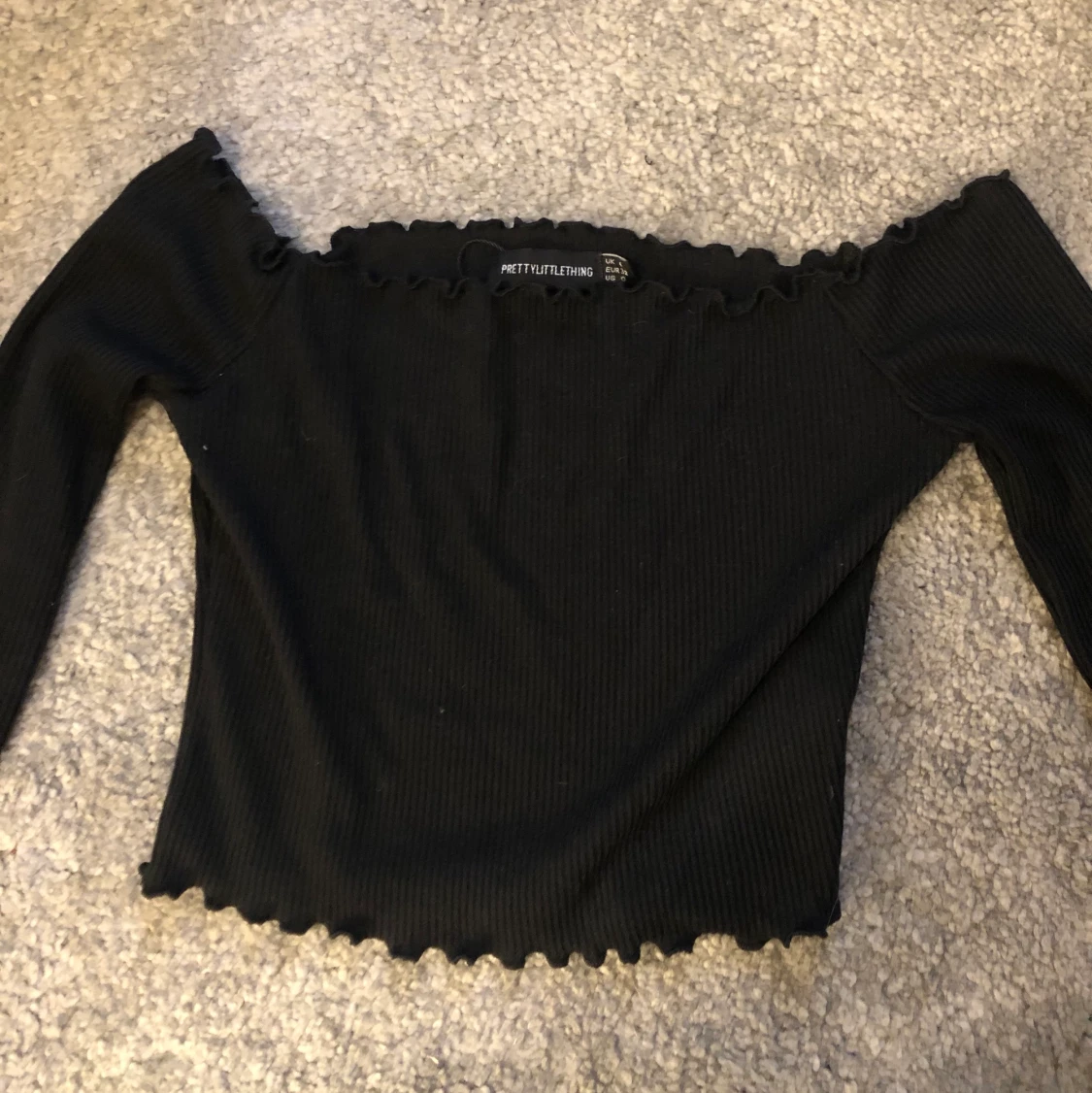 Offshoulder tröja - 90